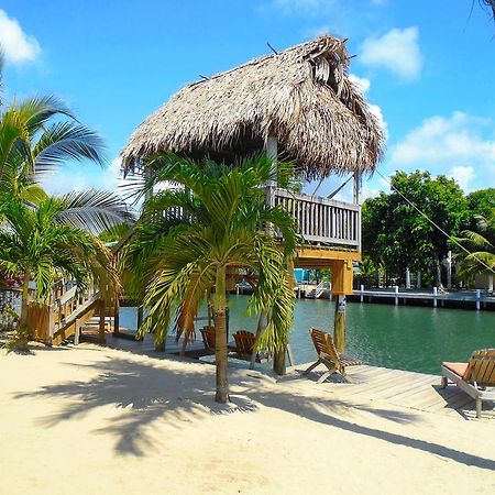 Dolce Cabana Waterfront Suites Placencia Exterior photo